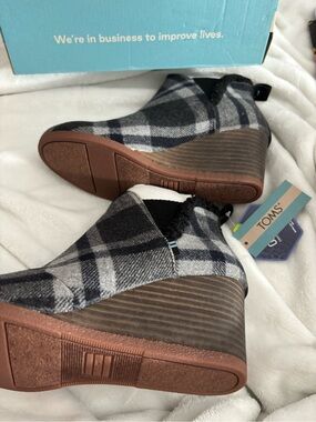 TOMS Black & Gray Plaid Wedge Booties